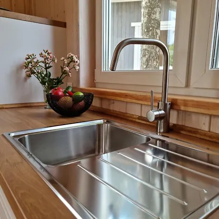 Sloneczna Zatoka 山林小屋 Gowidlino