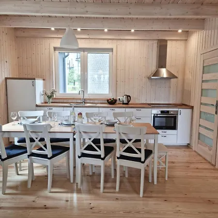 Sloneczna Zatoka 山林小屋 Gowidlino