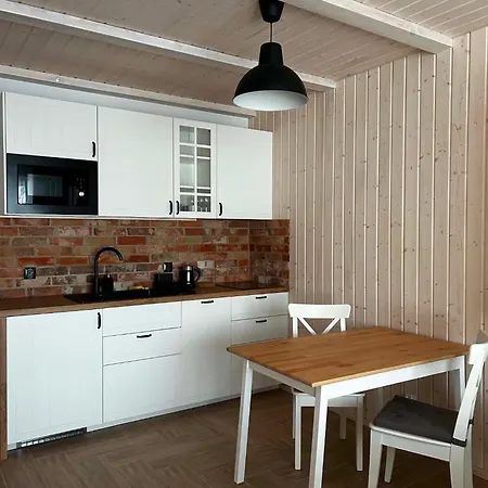 Sloneczna Zatoka 山林小屋