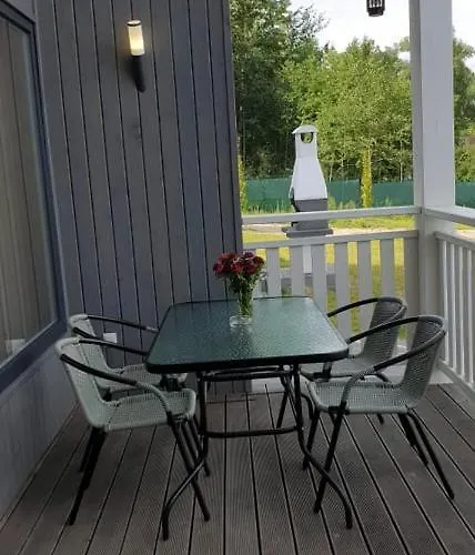 Sloneczna Zatoka Деревянный коттедж *